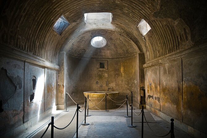 Tour to Discover Pompeii and Vesuvius - Exploring Mount Vesuvius