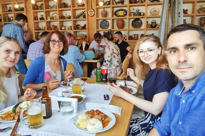 Traditional Lunch and Old Town Private Tour With a Local Guide - Tour Highlights