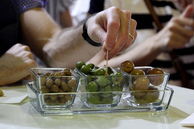 Triana Market Tour With Tastings - Booking Information
