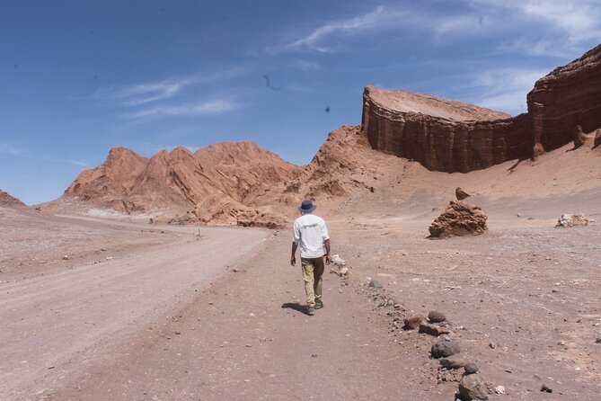 Valley of the Moon Sightseeing Tour With Private Transportation - Pickup Information