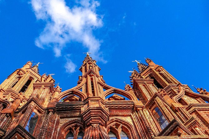 Vilnius Small-Group Instagram Tour - Accessibility and Participation