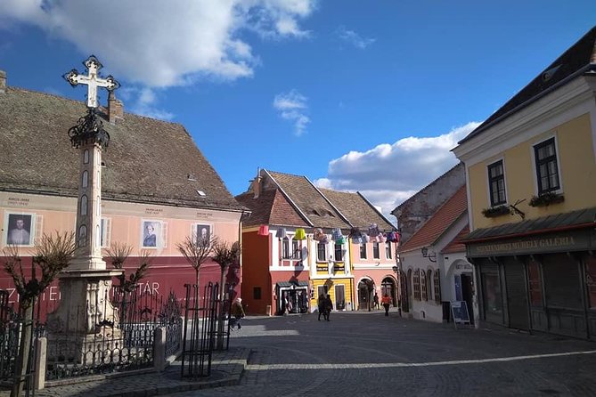Visegrad Castle and Szentendre by the Danube Private Tour - Discovering Szentendres Charm