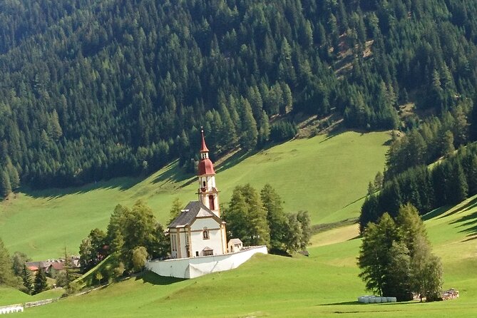 Visit Krimml Waterfalls From Innsbruck, Stop in Kitzbühel - Accessibility and Participation