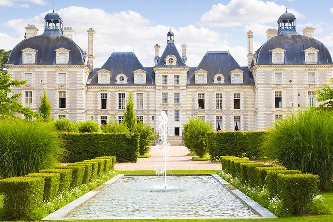 Visit of the Loire Valley Castles in One Day From Paris - Highlights From Customer Feedback