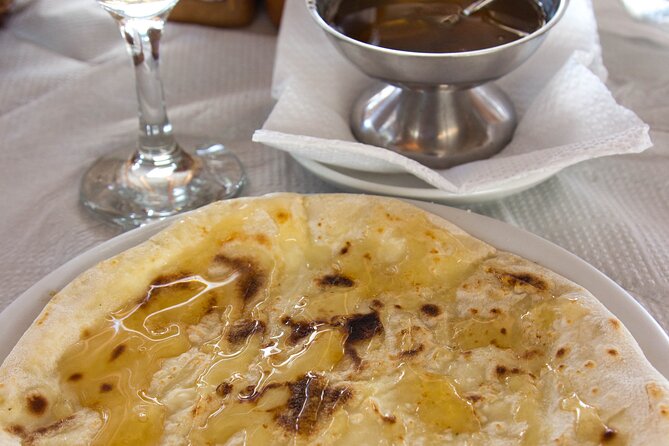Walking Food Tasting Tour in Chania Town - Meeting and Pickup Information