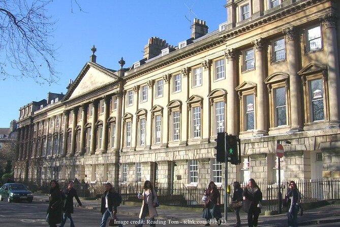 Welcome to Bath: Private Walking Tour Including Bath Abbey - What to Expect on the Tour