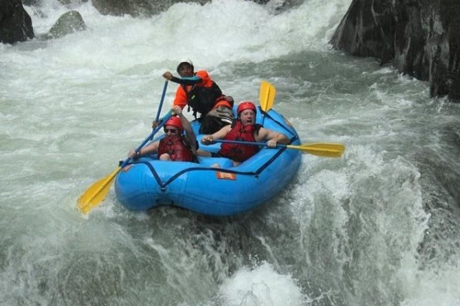 White Water Rafting Naranjo River |Class III From Manuel Antonio - Inclusions and Exclusions