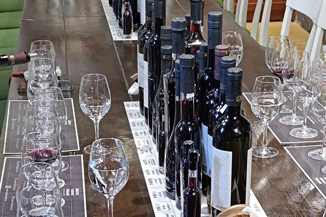 Wine Tasting & Highligh Experience in Santorini - Review Breakdown and Ratings