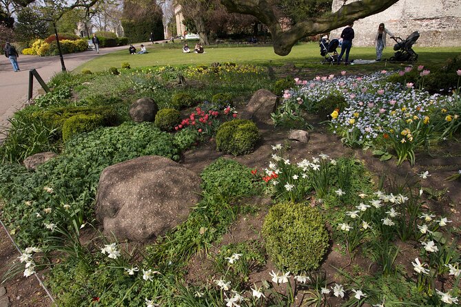 York Earth Walk - Expert Knowledge From Guides