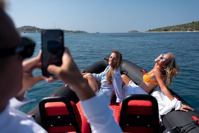 Zadar: 3 Island Luxury Speedboat Tour W/ Drinks & Snorkeling - Included Beverages and Dining
