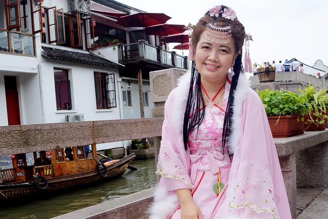 Zhujiajiao Ancient Town & Night Luxury Cruise in Shanghai - Accessibility Features