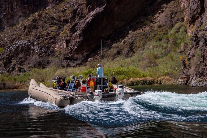 1.5 Hour Guided Raft Tour at Base of Hoover Dam With Transport - Positive Customer Experiences