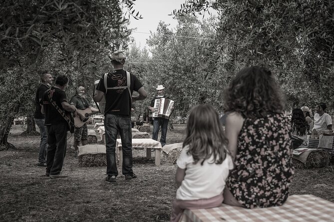 2-Hour Picnic at the Chair of the Moon in Santa Maria Imbaro - What to Expect
