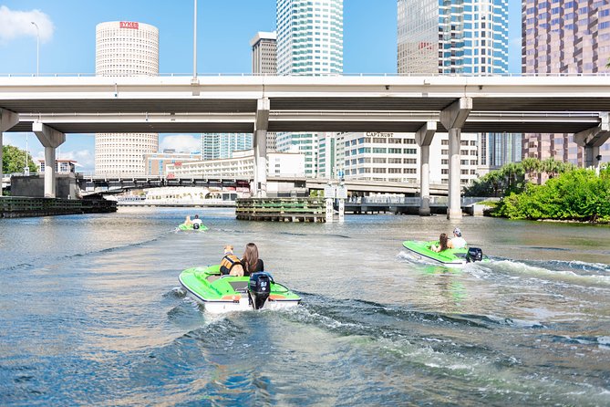 2 Person Mini Power Boat Rental at Tampa Riverwalk - Tips for an Enjoyable Trip