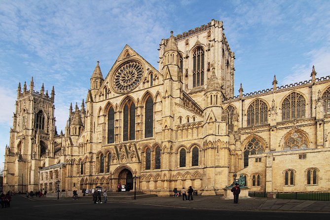 3-Day Yorkshire Dales and Peak District Small-Group Tour From Manchester - Fountains Abbey Admission