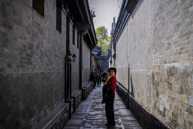 3-Hour Private Hutong Walking Tour With Drum Show at Drum Tower and Tea Tasting - The Sum Up