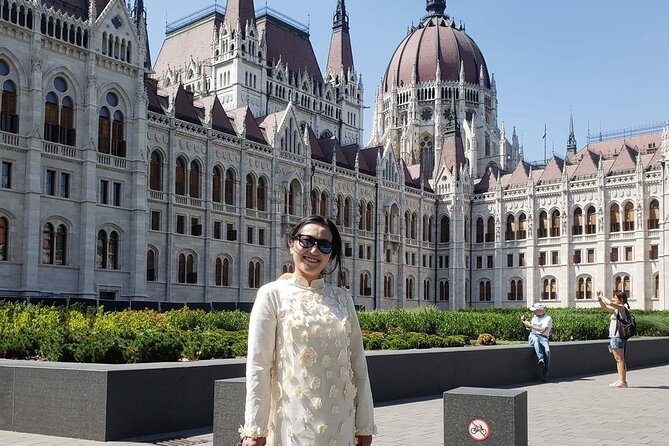 3 Hours Private Guided Tour In Budapest - Pricing and Booking Information