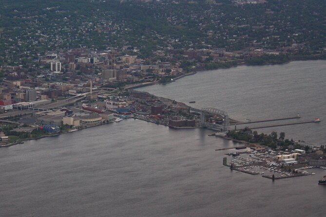 30-Mile North Shore Helicopter Tour - Unobstructed Landmark Perspectives