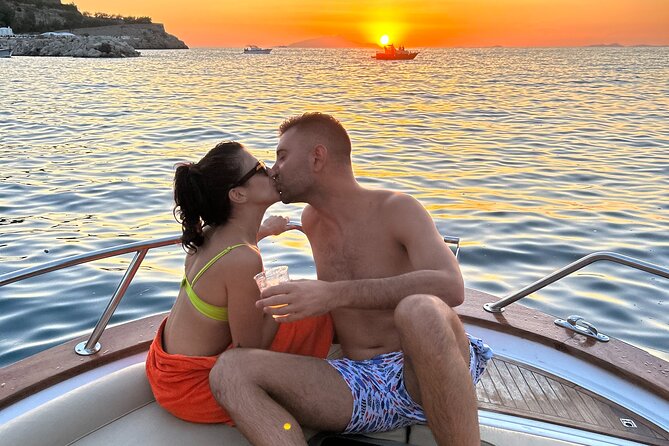 4-Hour Private Sunset Boat Tour of Sorrento - Accessibility and Accommodations