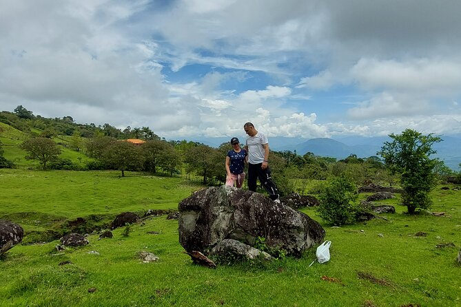 4-Hour Private Walking Tour Along Ruta De Las Flores - Scenic Highlights Along the Route