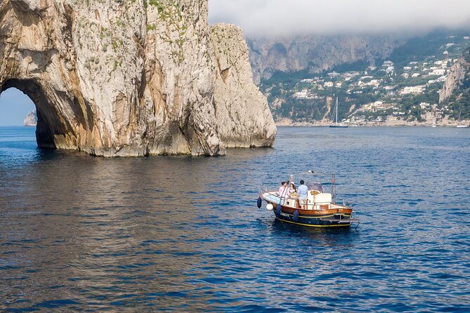 4 Hours Private Boat Tour of Capri - Savor the Refreshments Onboard