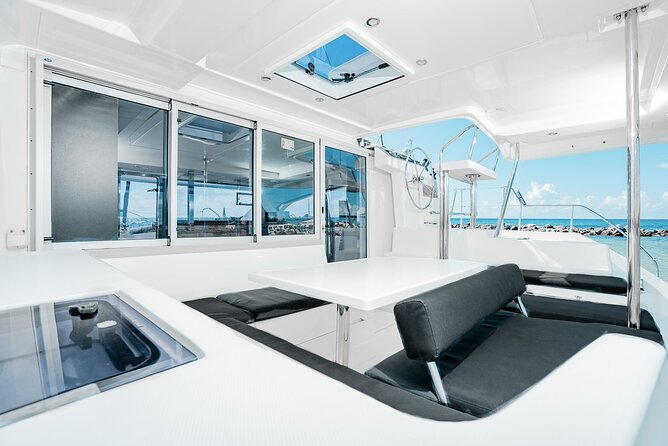 5-Hour Private 40 Luxury Catamaran 2-Stop Tour W/ Food, Open Bar & Snorkeling - Reviews and Ratings