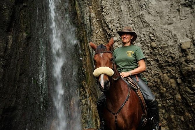 7 Day Joined Safari Serengeti,Ngorongoro,Manyara,Tarangire,Arusha National Park - Transportation Details