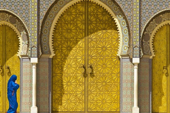 7-Day Private Tour From Casablanca to Sahara via Chefchaouen - Inclusions and Exclusions