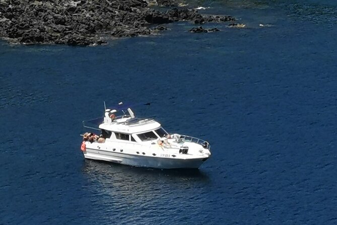 7-Hour Private Yacht Tour on the Island of Pantelleria - Lunch Provided During Tour