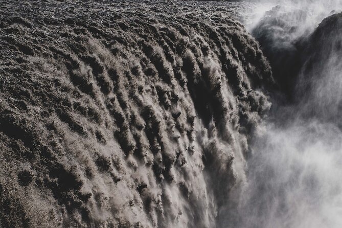 7 Nights 8 Days Around Iceland Tour Starting From the Airport - Booking Information