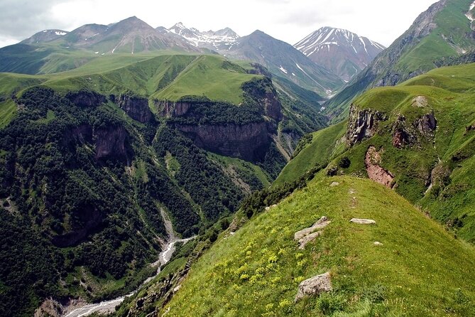 8-Day Georgia Wine Tour With a Guide - Driver and Start Time