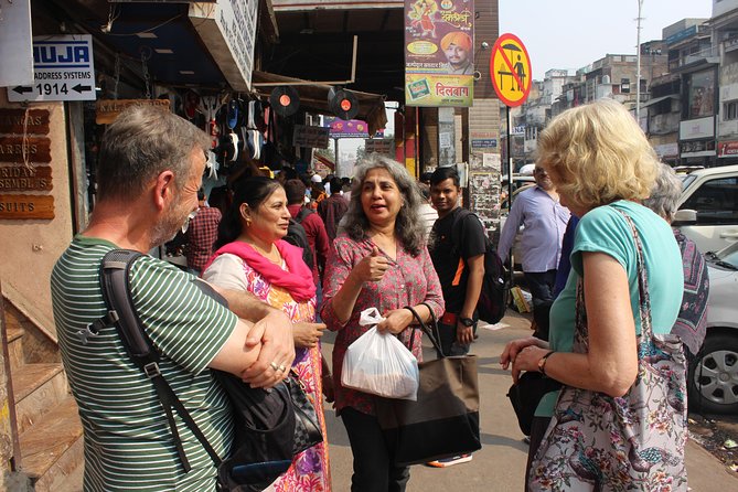 8 Hr Private Guided Delhi City Tour - Accessibility Features