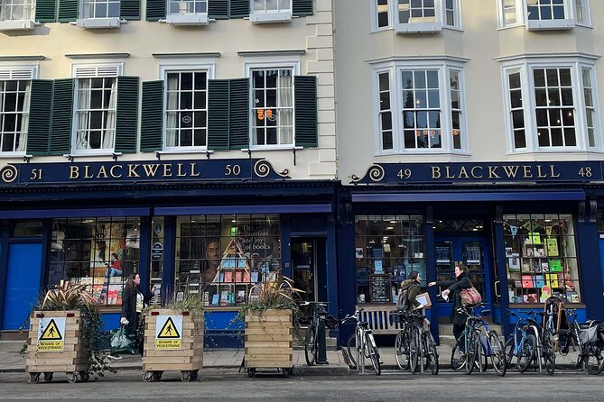 A Guide to the City of Dreaming Spires: A Self-Guided Audio Tour of Oxford - Exploring Oxfords Iconic Sites