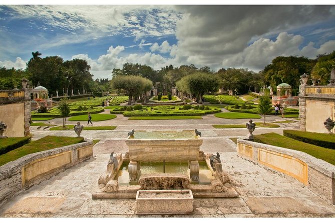 Admission to Vizcaya Museum and Gardens With Transportation - Visitor Experience