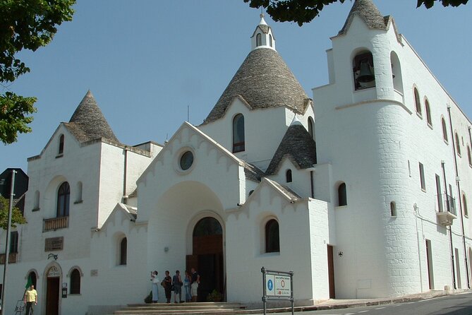 Afternoon Tour Secrets of Alberobello Incl. Food & Wine Tasting - Puglian Wine and Delicacies Tasting