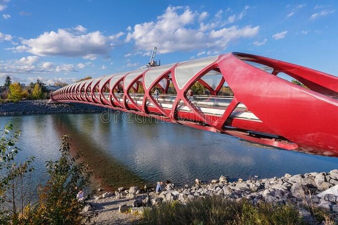 Airport Shuttle: Calgary Airport <—-> Downtown Calgary - Booking and Reservations