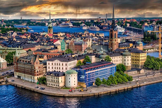 Airport Transfer: Stockholm to Airport ARN by Luxury Car - Transportation Safety