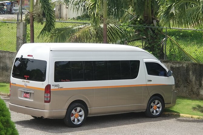 Airport Transfer To/From Ocean Coral Spring Resort-Sangster Intl - Transport Options