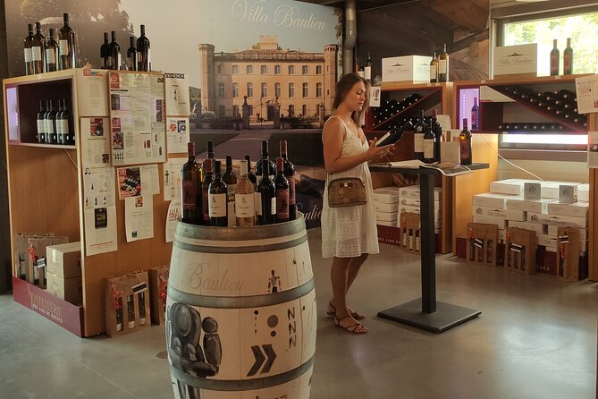 Aix-En-Provence Living Market Tour With a Local - Guide Identification