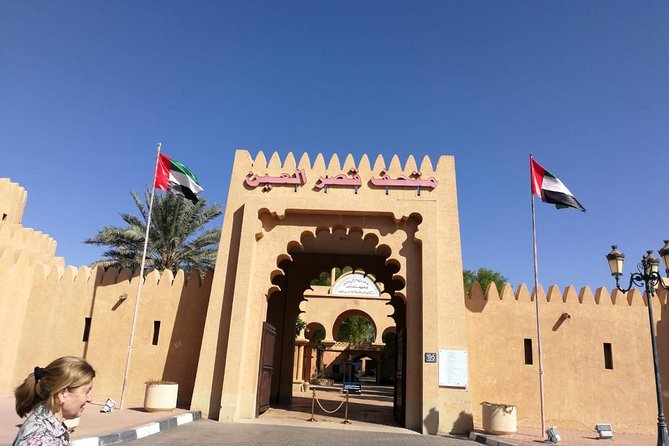 Al Ain City Private Tour With Professional Driver - Accessibility Features