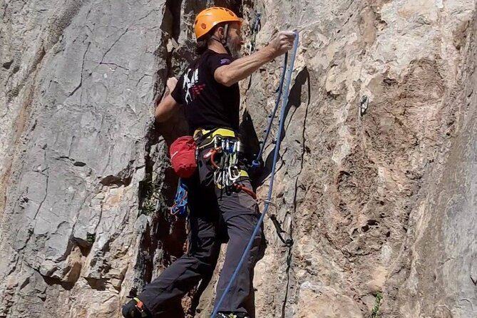 All Day Guided Rock Climbing in Izmir - Participant Requirements