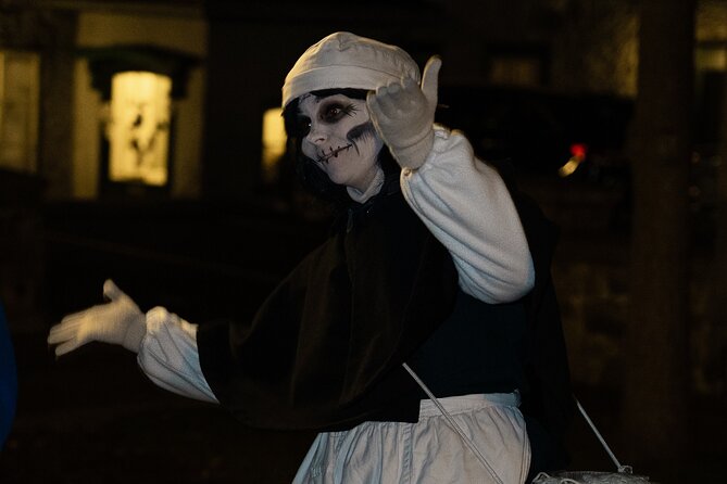Animated Crime Walking Tour in Old Quebec - Accessibility and Requirements