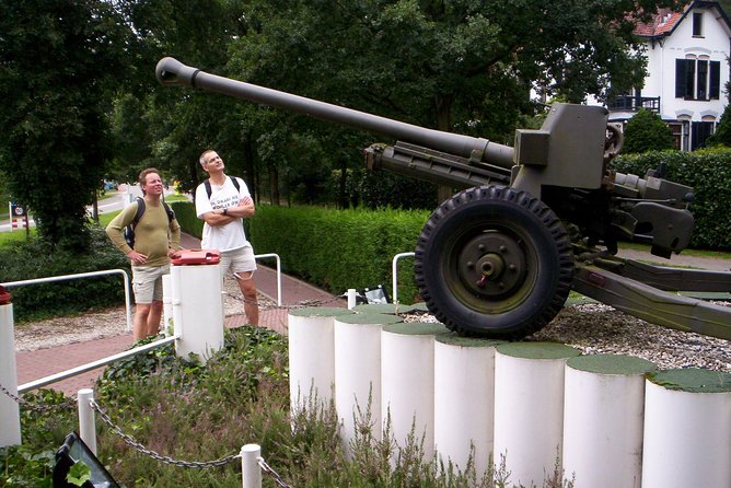 Arnhem 1944 Battlefield Private Tour: Transfers From Randstad  - Leiden - Participant Eligibility