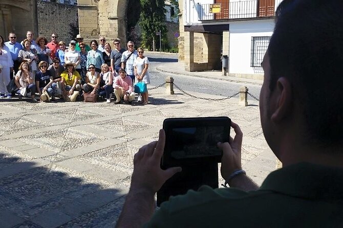 Baeza Monumental - Guided Tour With Interiors - Guided Exploration of Cathedral