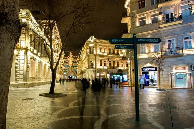 Baku Downtown Original Walking Tour - Museum of Azerbaijani History