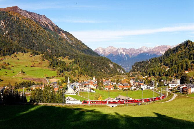 Between Lakes and Alps I 7-Day Guided Tour With Accommodation in Switzerland - Accommodation and Dining