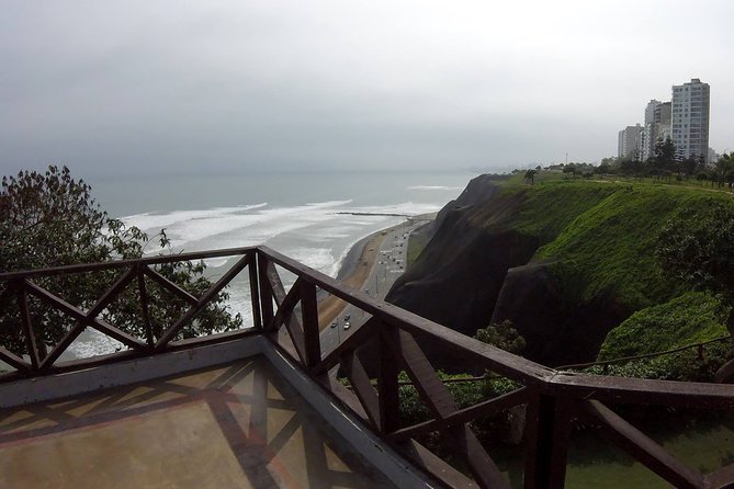 Bike Tour of Miraflores, Barranco & Morro Solar - Morro Solar Ascent