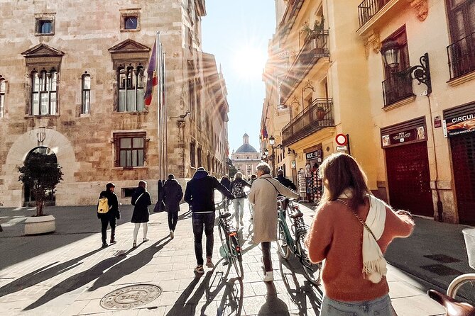 Biketour in Valencia With Locals - Tour Suitability and Reviews