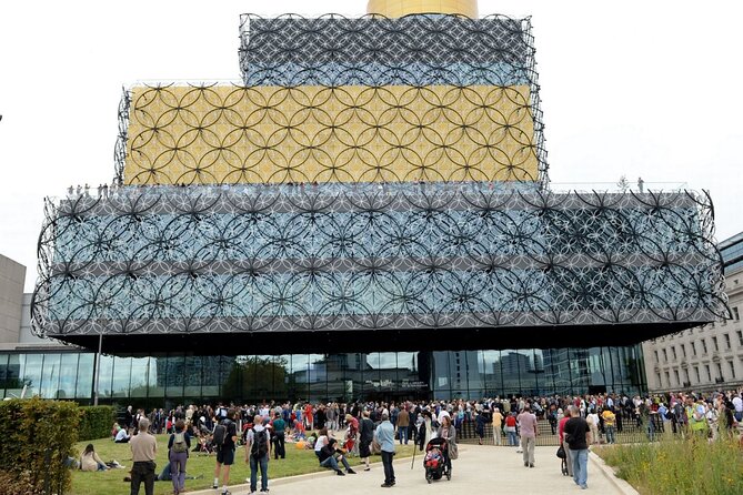 Birmingham Airport Transfers: Airport BHX to Birmingham City in Luxury Car - Pricing and Group Sizes