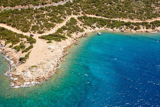 Bodrum Boat Trip With Lunch 11:00 to 17:00 - Pricing and Availability